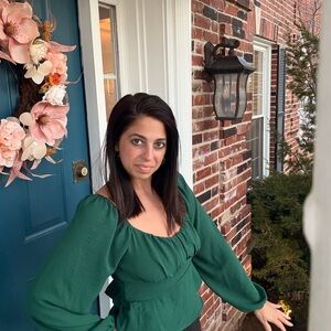 Elegant Green Women's Top